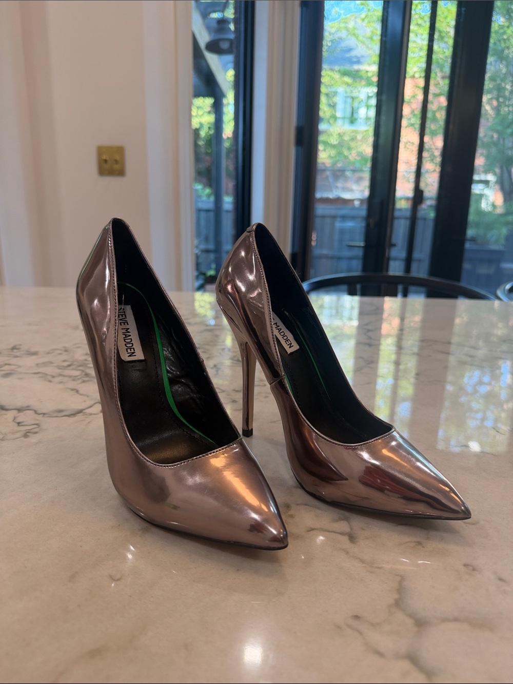 NWOT Steve Madden Darrt Metallic Silver/Rose Stiletto Pumps (120mm)